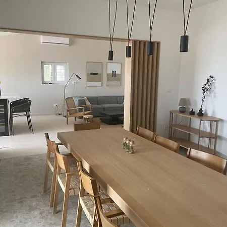 Luxury With A Swimming Pool Mavarstica, Ciovo - 20403 Вилла